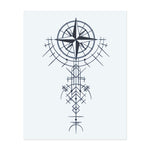 Ein einzigartiges und kompliziertes Design mit einem Stern-Kompass, umgeben von geometrischen Mustern und Linien. Dieses Tattoo symbolisiert Führung, Richtung und das Streben nach dem wahren Lebensweg und ist ideal für jemanden, der Balance und Klarheit in seiner Reise sucht.
