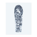 Dieses Sleeve zeigt eine ruhige Frau, umgeben von Rosen, und ein Schiff, das durch die Wellen segelt. Es symbolisiert Liebe, Abenteuer und die tiefe Verbindung zwischen Meer und Herz und verbindet Eleganz mit einem Gefühl der Reise.