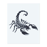 Ein kräftiger Skorpion mit detaillierten Scheren und Stachel. Dieses Tattoo symbolisiert Stärke, Schutz und Gefahr, perfekt für diejenigen, die ihre wilde und widerstandsfähige Seite umarmen.